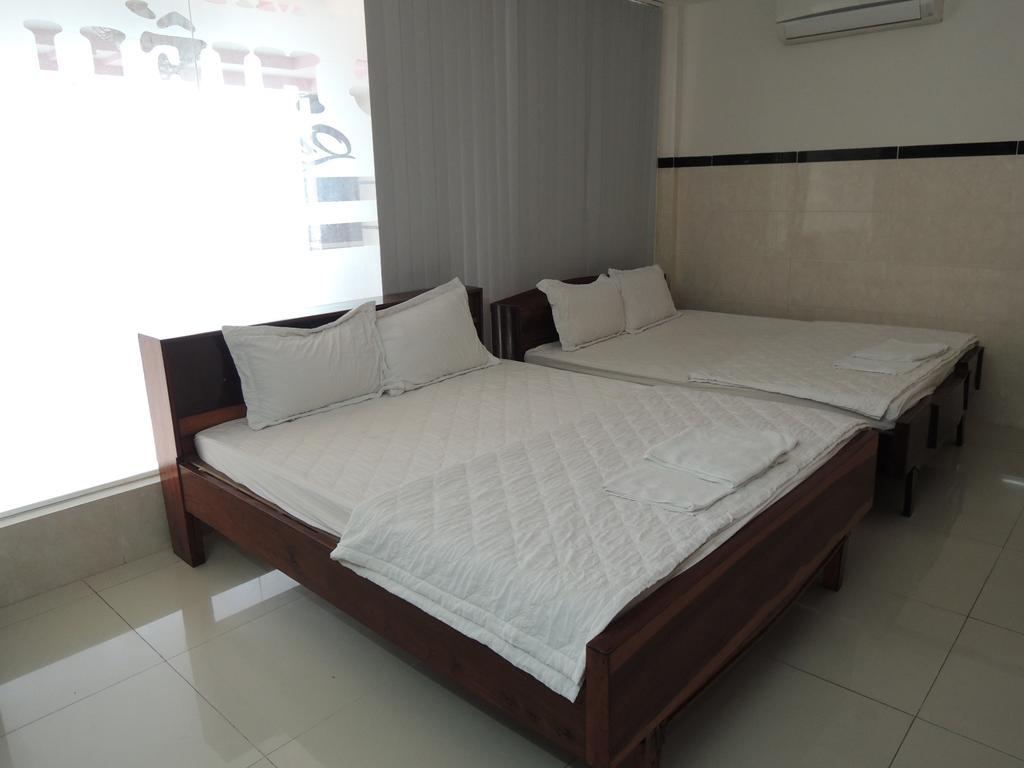 Hung Hieu Hotel My Tho Rum bild
