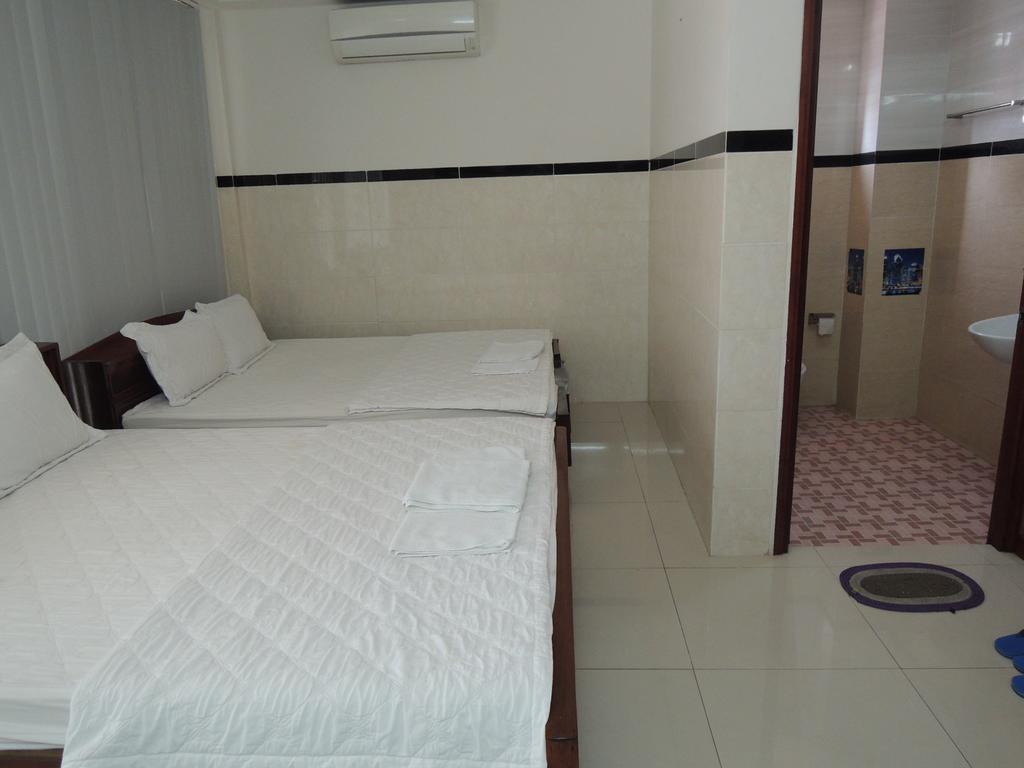 Hung Hieu Hotel My Tho Rum bild